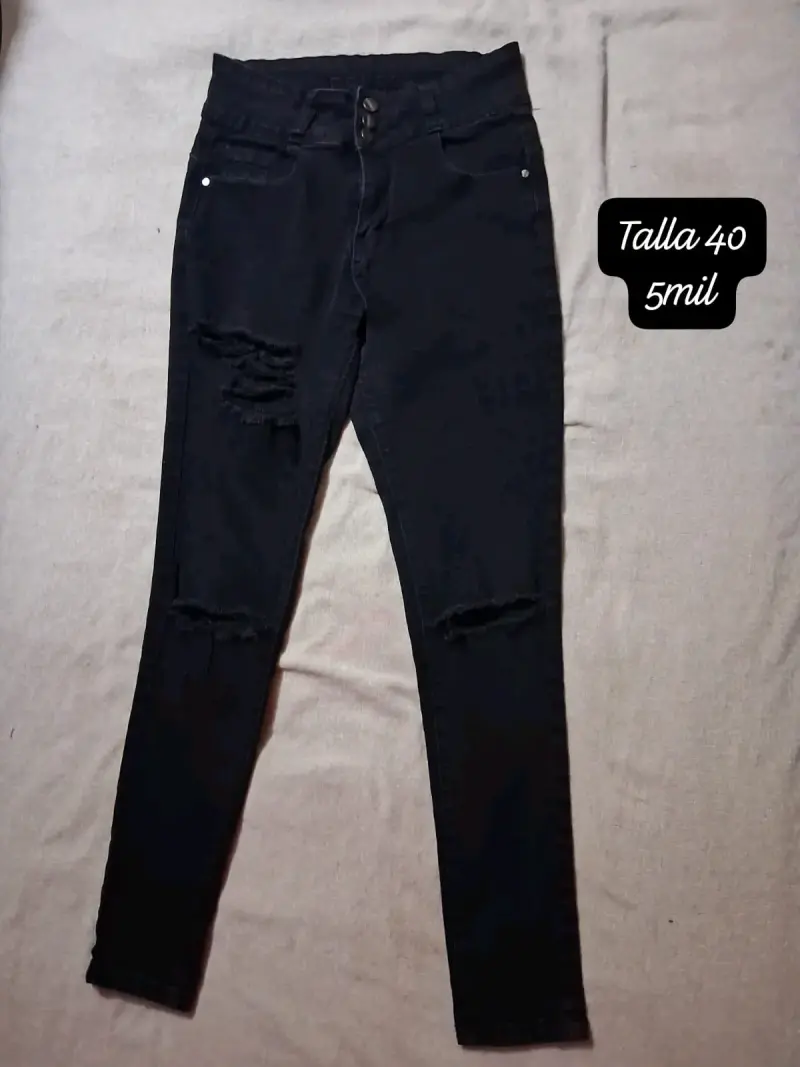 Lote de tops variados - 2