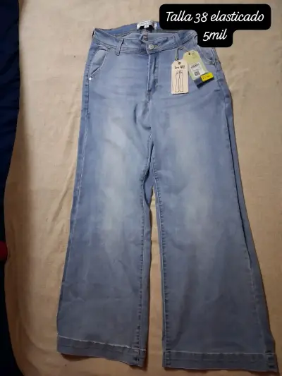 Lote de tops variados - miniatura 3