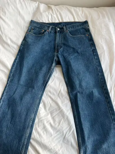 Jeans azules clásicos - miniatura 1