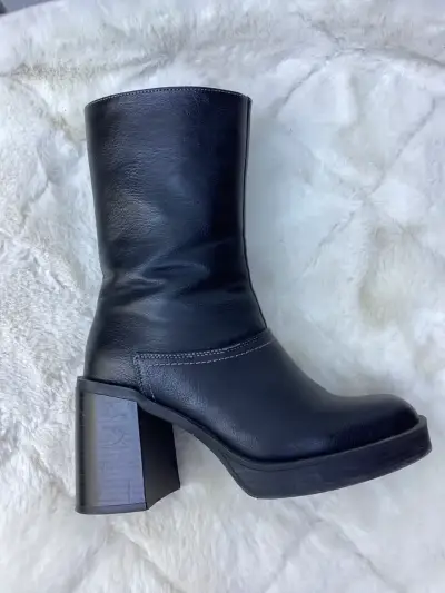 Botines negros - miniatura 1