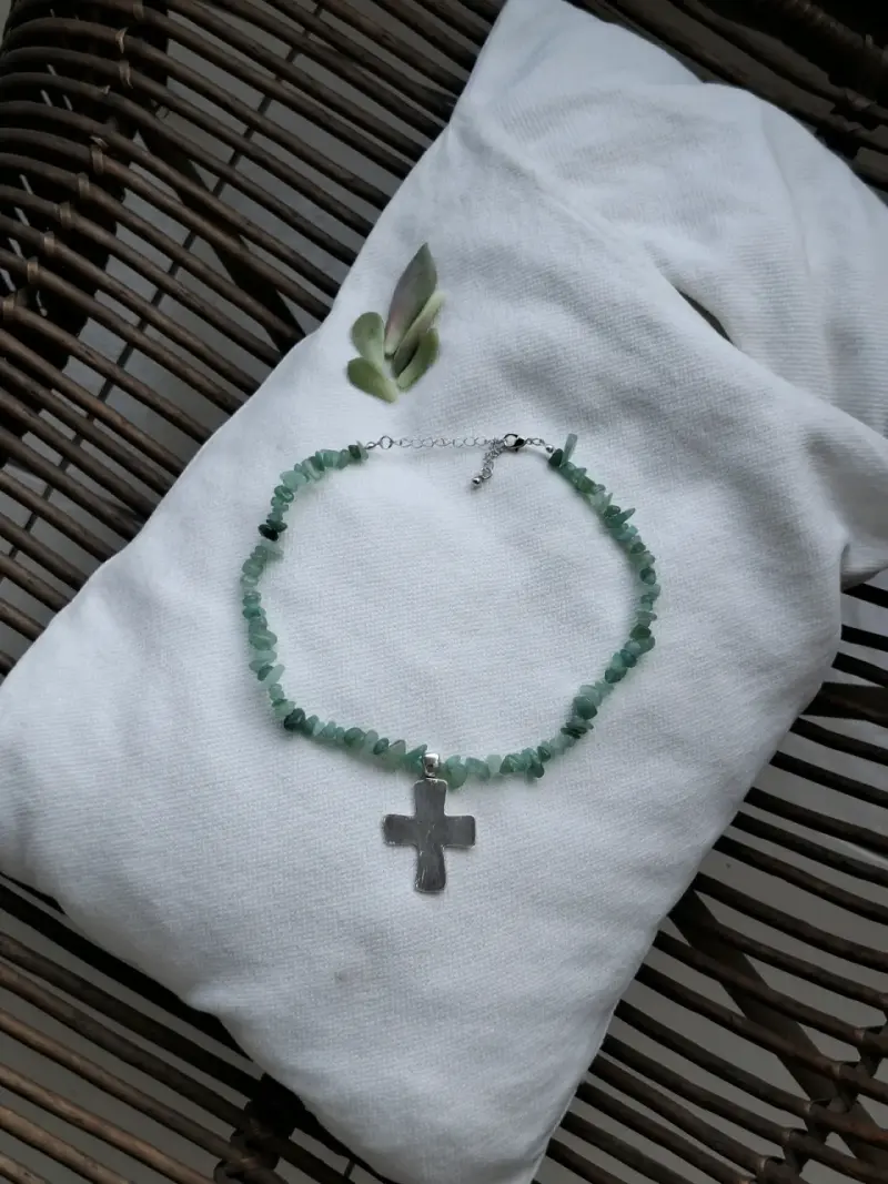 Collar con cuentas de colores - 4