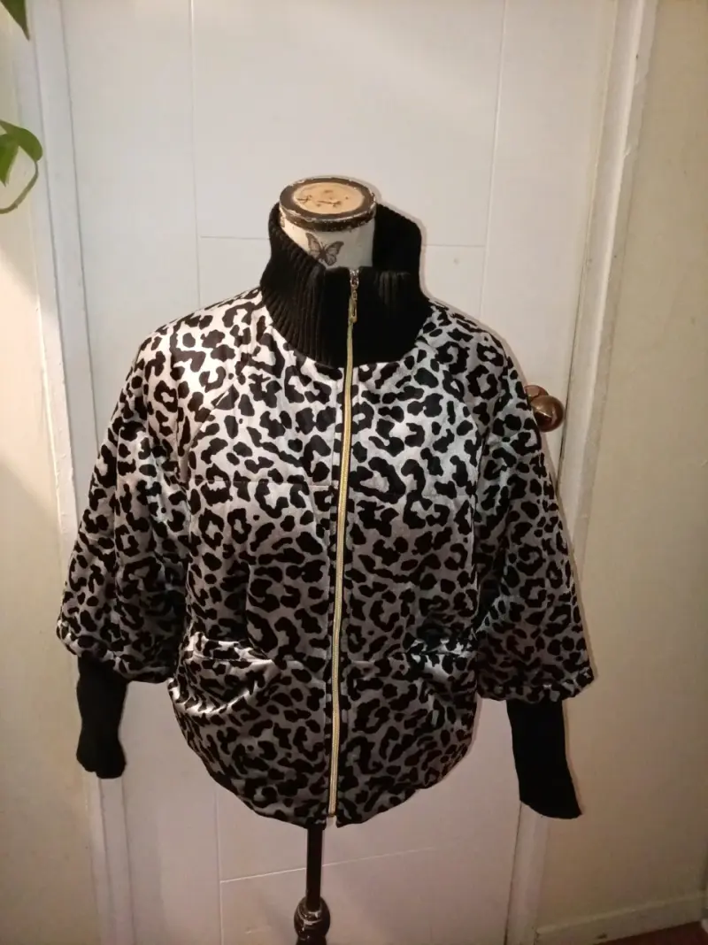 Chaqueta animal print con cierre - 2