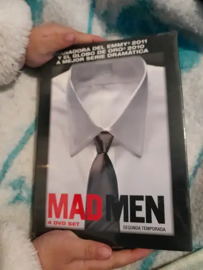 Set de DVD Mad Men Temporada 2 y temporada 1 - miniatura 1