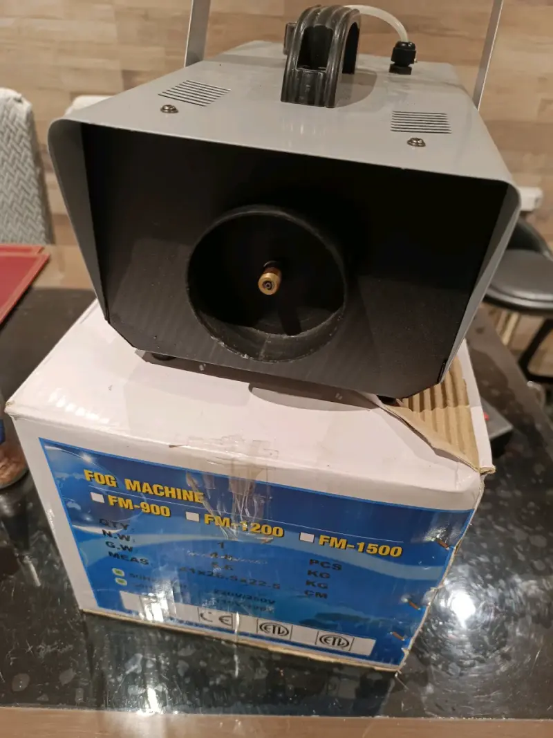 Máquina de humo 1200W - 2