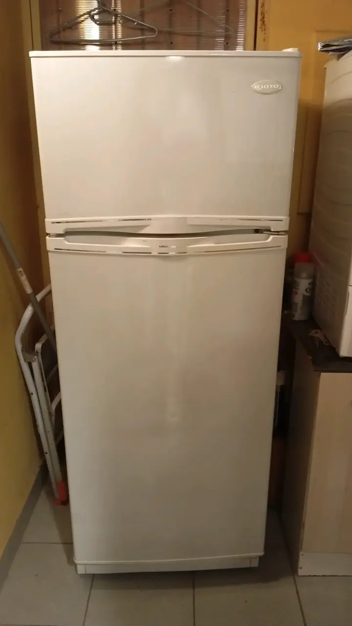 Refrigerador blanco usado - 2