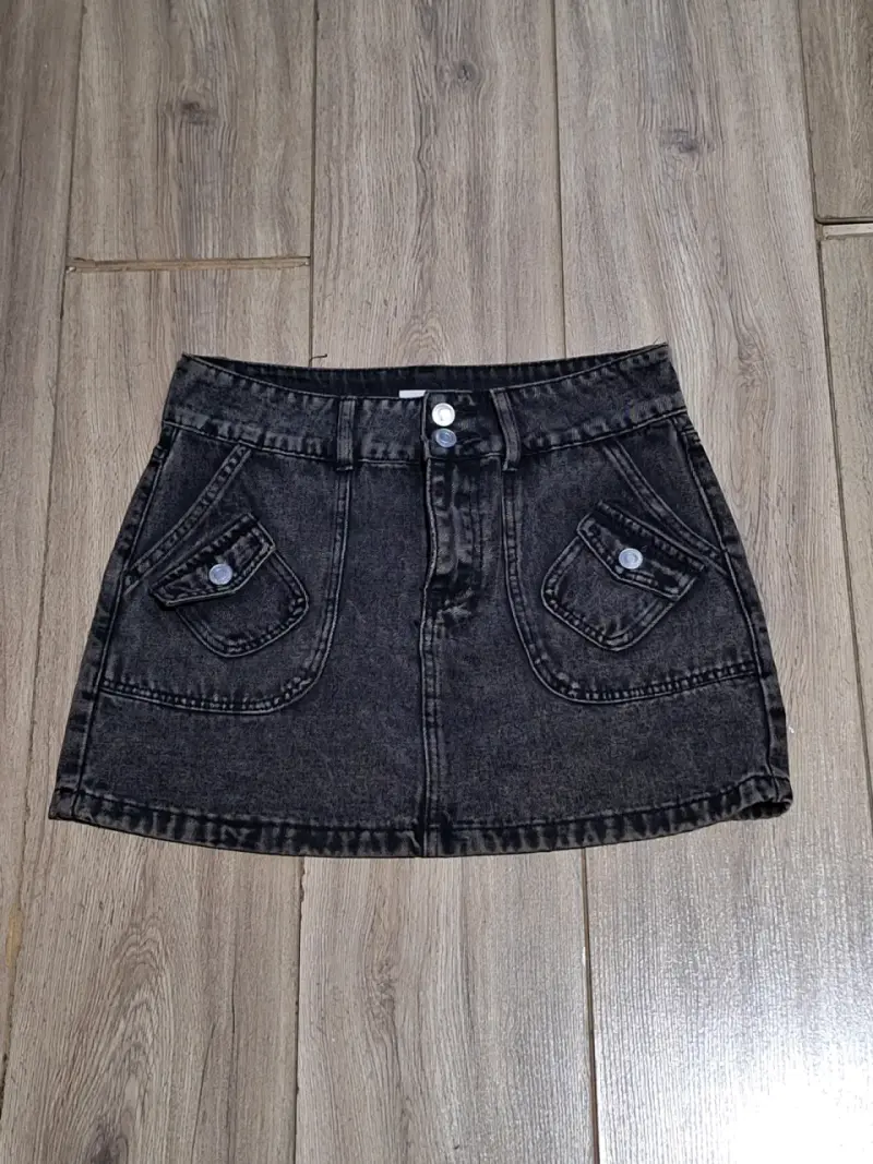 Minifalda de mezclilla negra