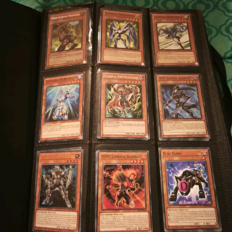 Colección de cartas Yu-Gi-Oh - 1