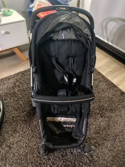 Coche de bebé negro marca Bebeglo - miniatura 2