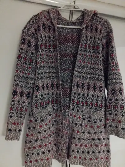 Cardigan gris con diseño geométrico y - miniatura 2