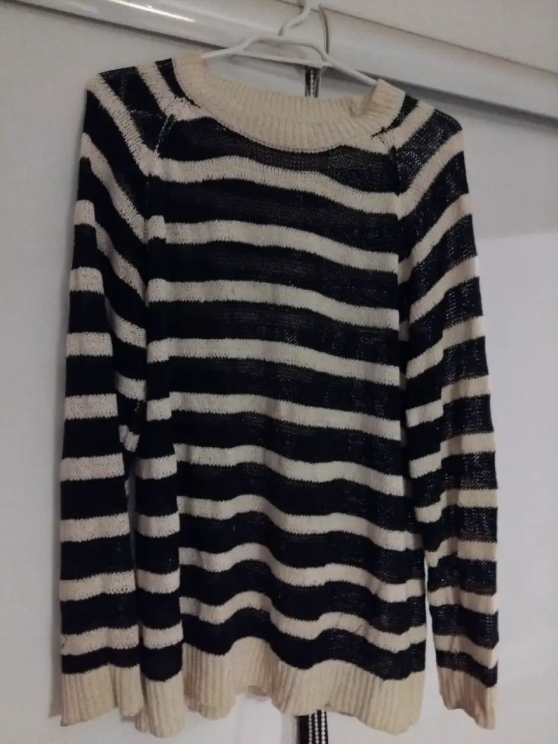 Cardigan gris con diseño geométrico y - 5