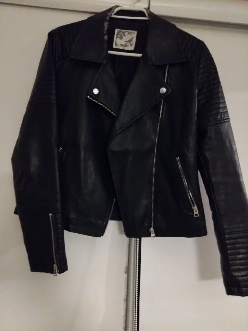 Chaqueta de ecocuero negra biker - 1