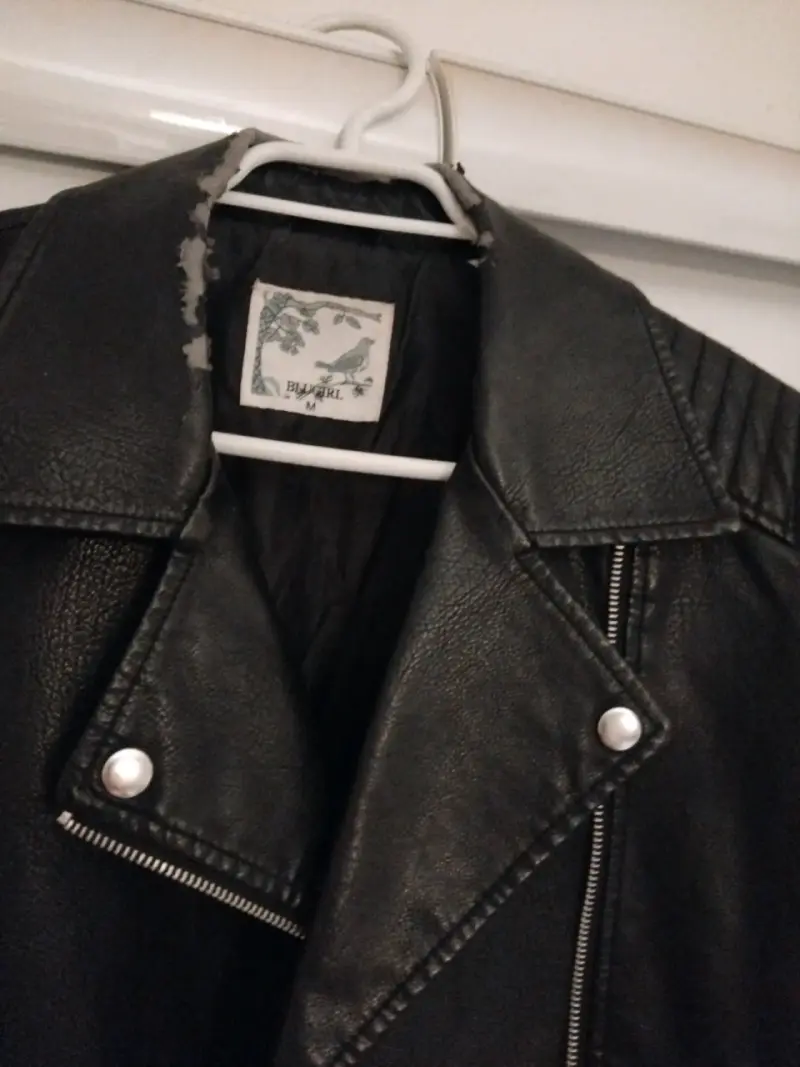 Chaqueta de ecocuero negra biker - 2