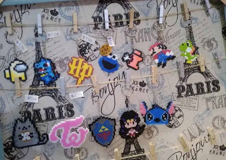 Llaveros pixel art a pedido - 1
