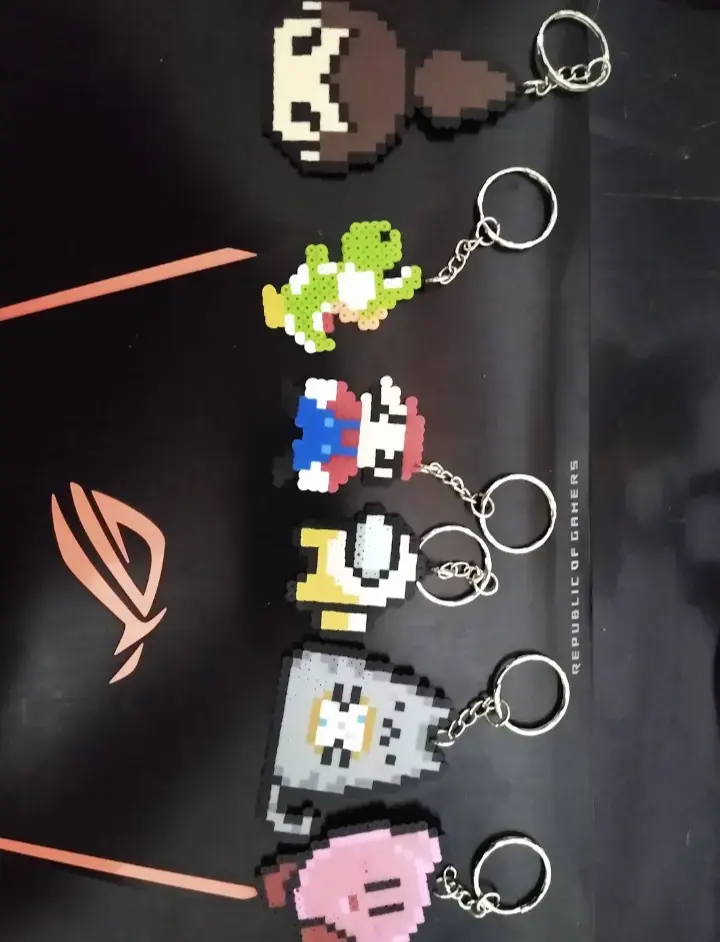 Llaveros pixel art a pedido - 2