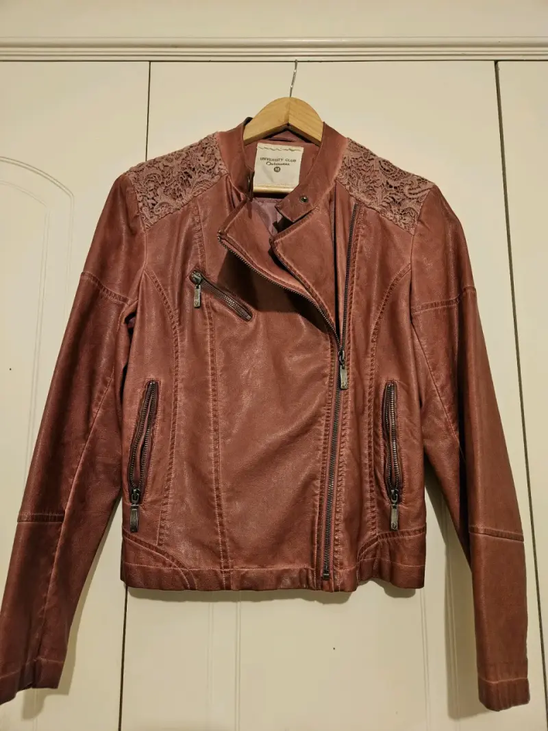Chaqueta de ecocuero color rosa palo - 1