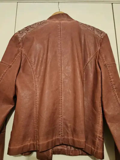 Chaqueta de ecocuero color rosa palo - miniatura 5