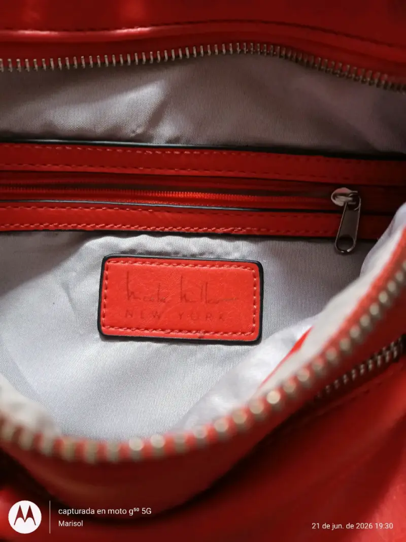 Cartera roja con correa - 5