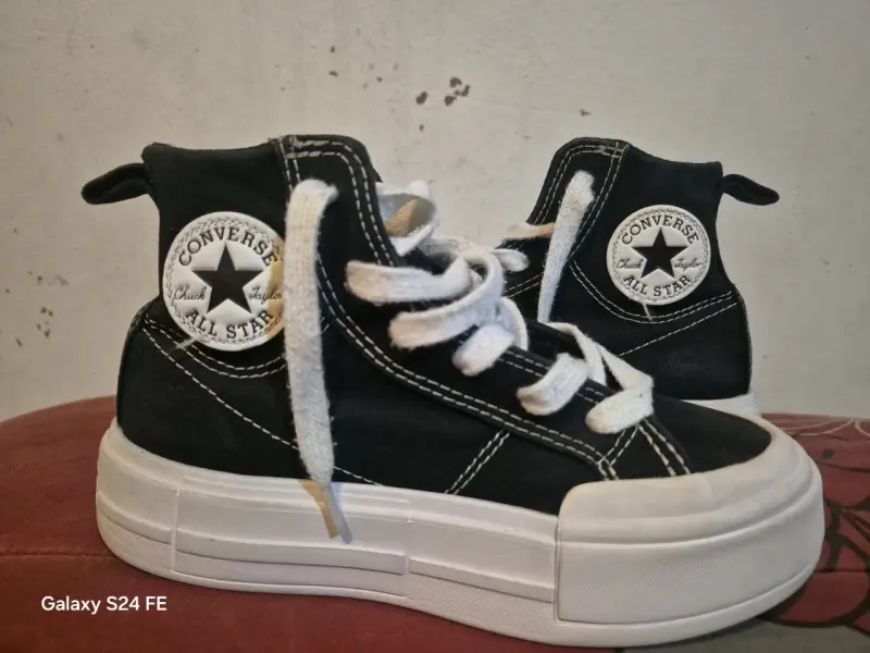 Zapatillas Converse negras - 1