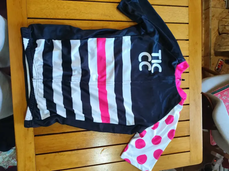 Jersey de ciclismo con rayas