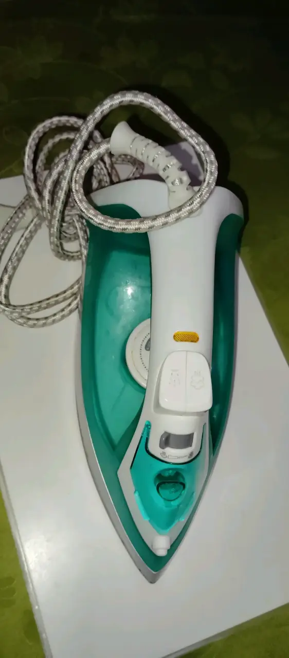 Plancha a vapor Hyundai - 1