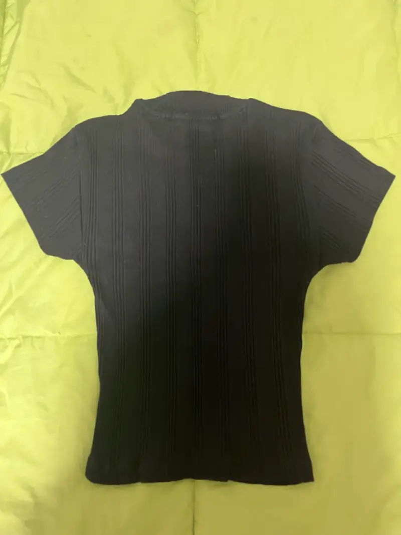 Polera negra Calvin Klein con cierre - 3