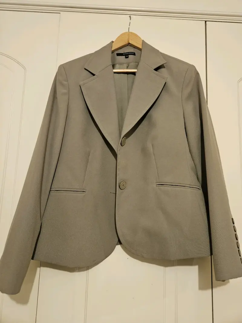 Blazer beige para mujer - 1