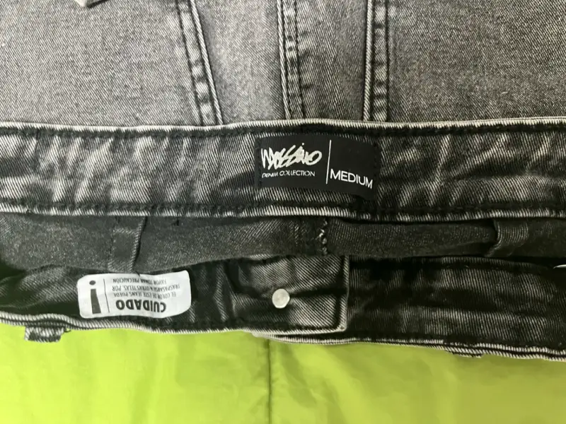 falda short de mezclilla gris oscuro - 3