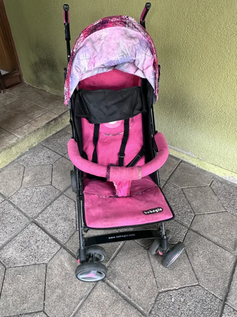 Coche de bebé rosa compacto - 5