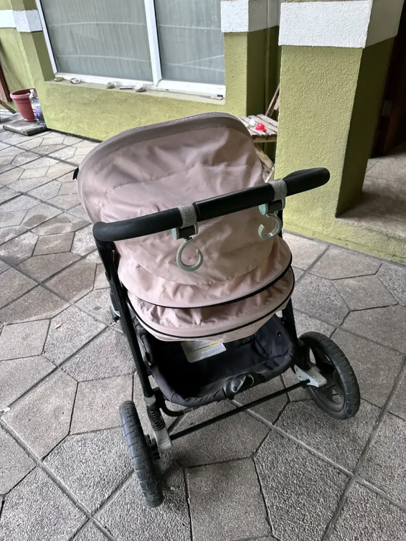Coche de bebé con acolchado rosa - 2