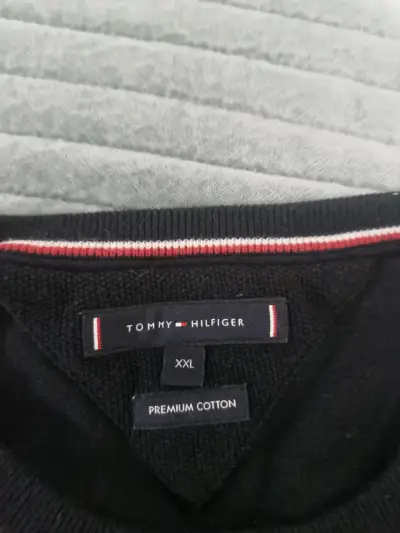 Sueter negro masculino Tommy Hilfiger - miniatura 2