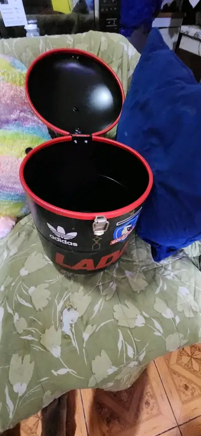 Cervecero de Colo Colo - miniatura 3