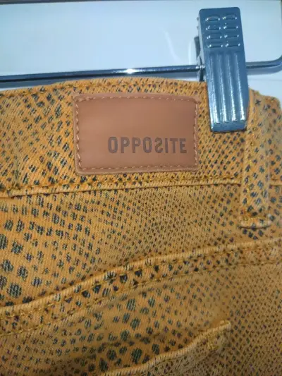 Jeans marrones con estampado - miniatura 3