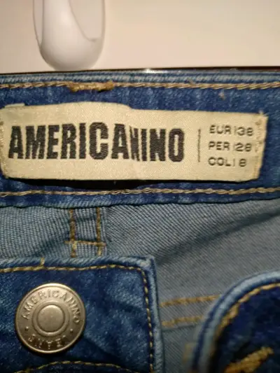 Jeans azul con banda lateral - miniatura 2