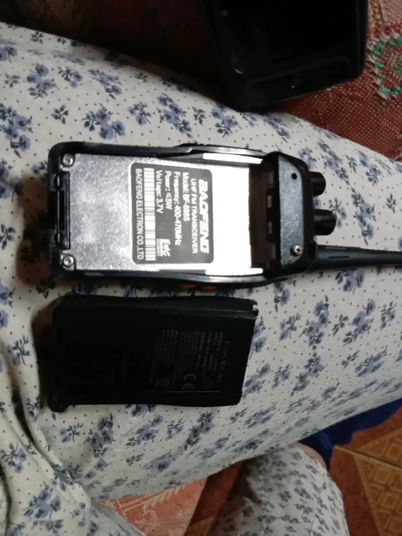 Radio Baofeng portátil - 3