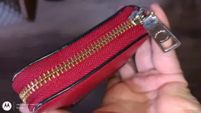 Billetera roja Coach de cuero - miniatura 2