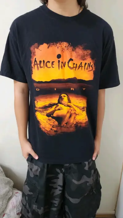Polera negra Alice In Chains - miniatura 1