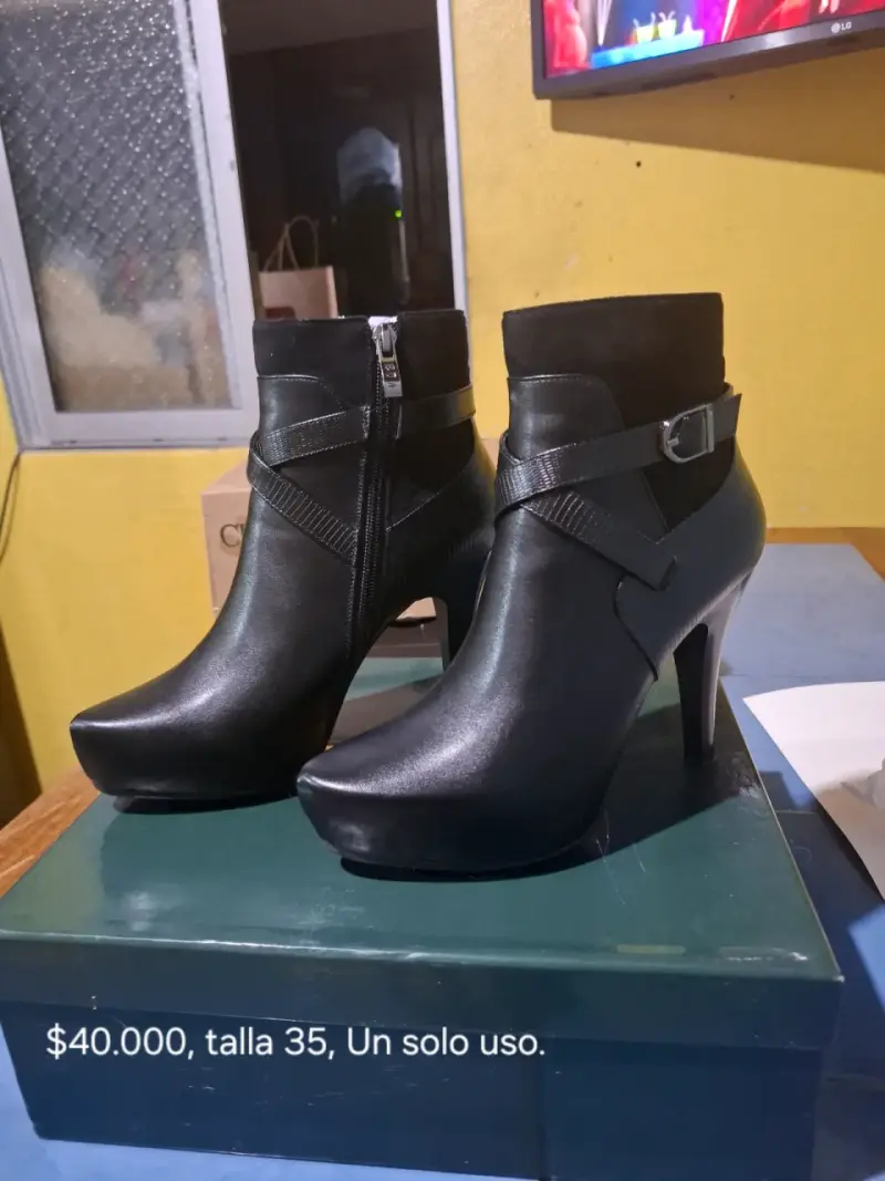 Botines negros talla 35 - 1