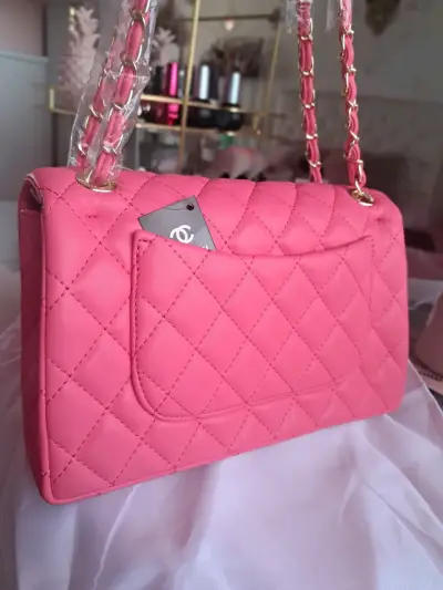 Cartera rosa acolchada Chanel - miniatura 3