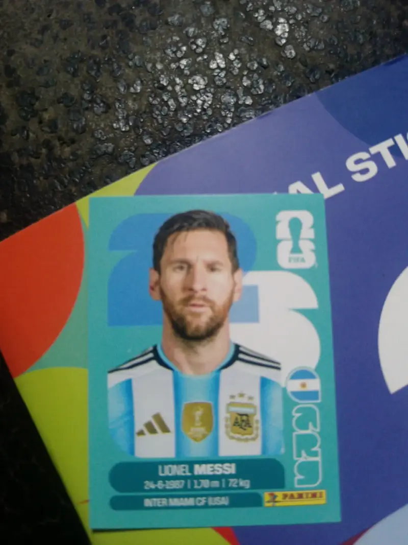 Lámina Panini fútbol 2026
