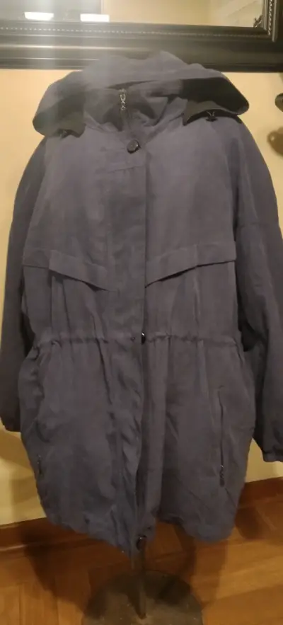 Anorak azul con capucha - miniatura 3