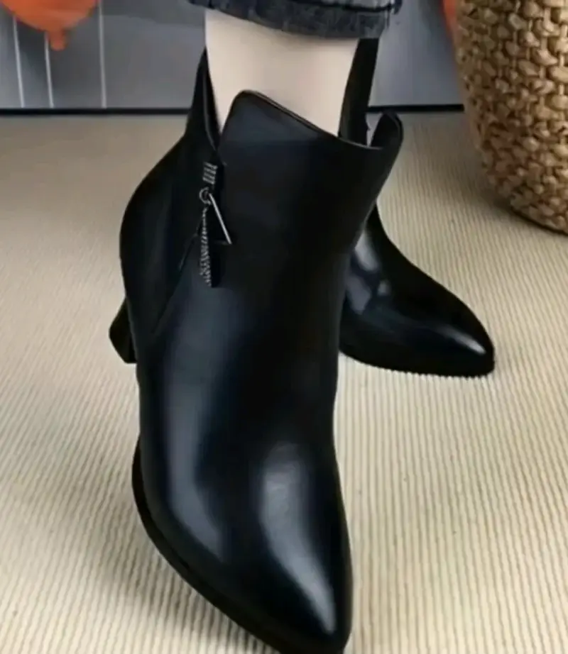 Botines negros con tacón - 4