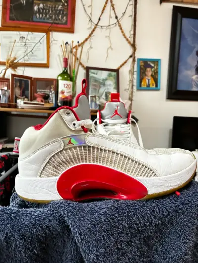 Air Jordan XXXV Fire Red - miniatura 1