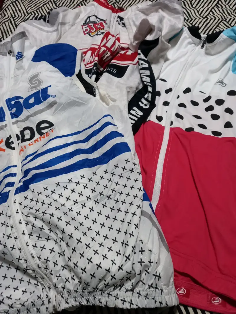 Conjuntos deportivos de ciclismo