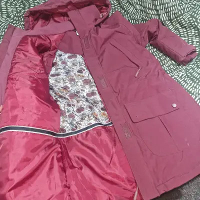 Abrigo de invierno burdeos marca rescue talla L - miniatura 3