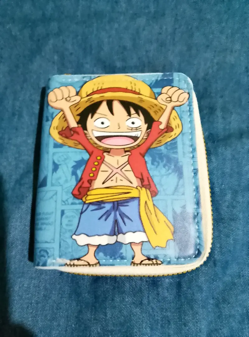 Billetera con diseño de anime