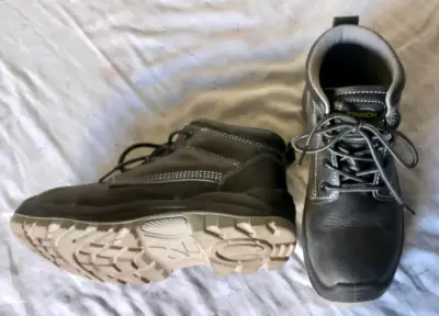Zapatos de seguridad negros - miniatura 3