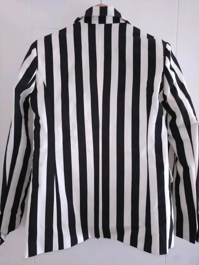 Blazer rayado blanco y negro - 2