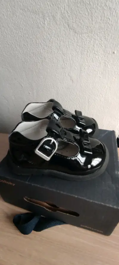 Zapatos charol negro para niña nro 19 - miniatura 1
