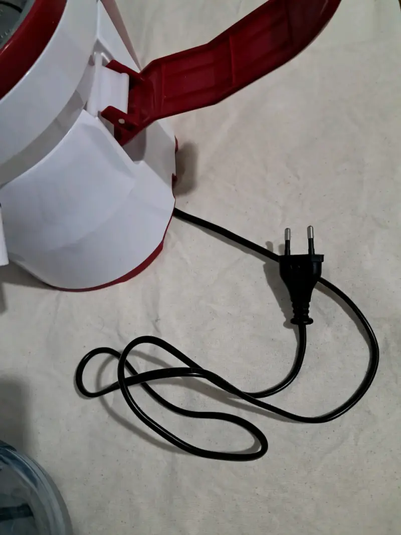 Extractor de jugos Oster rojo 400W - 2