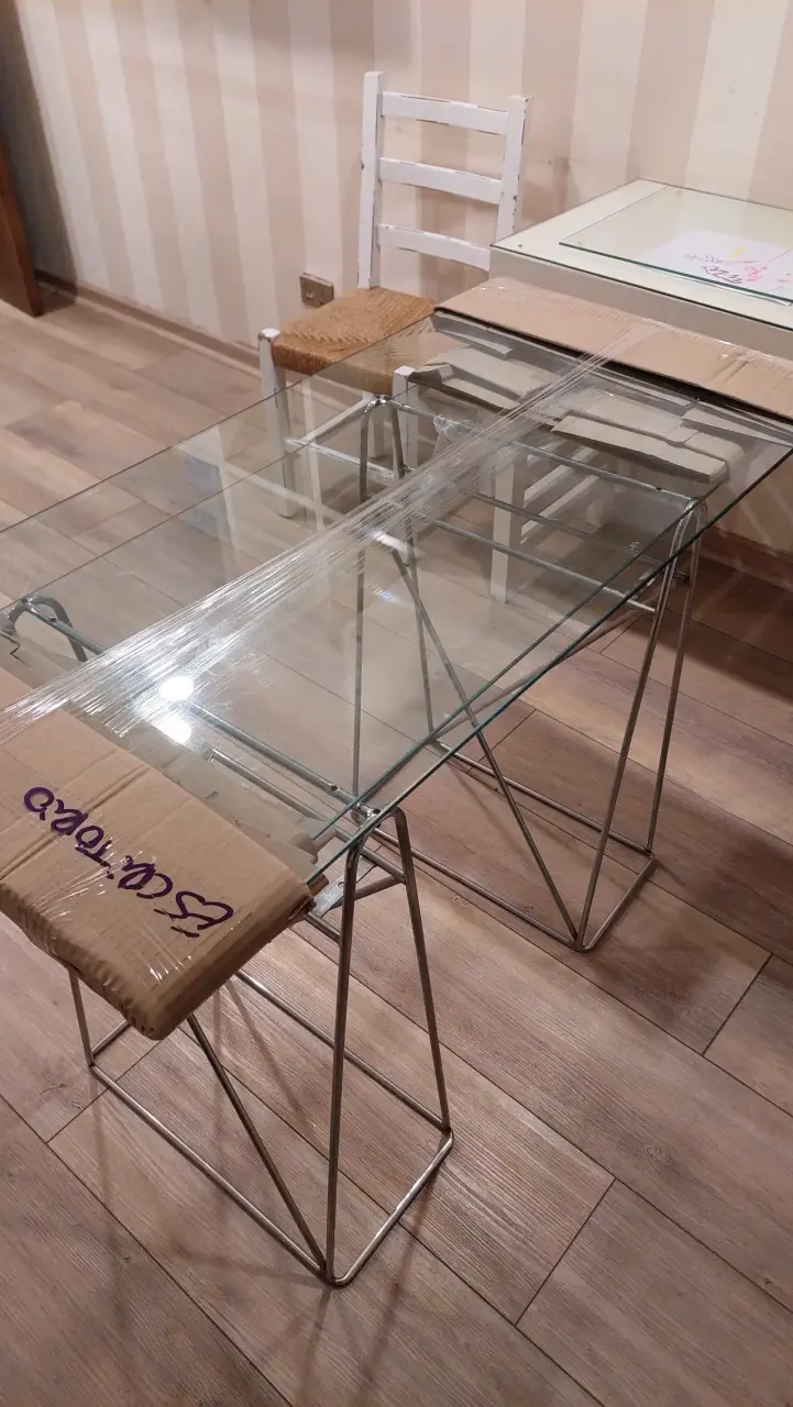 Escritorio de vidrio y metal (110x55x80) - 3